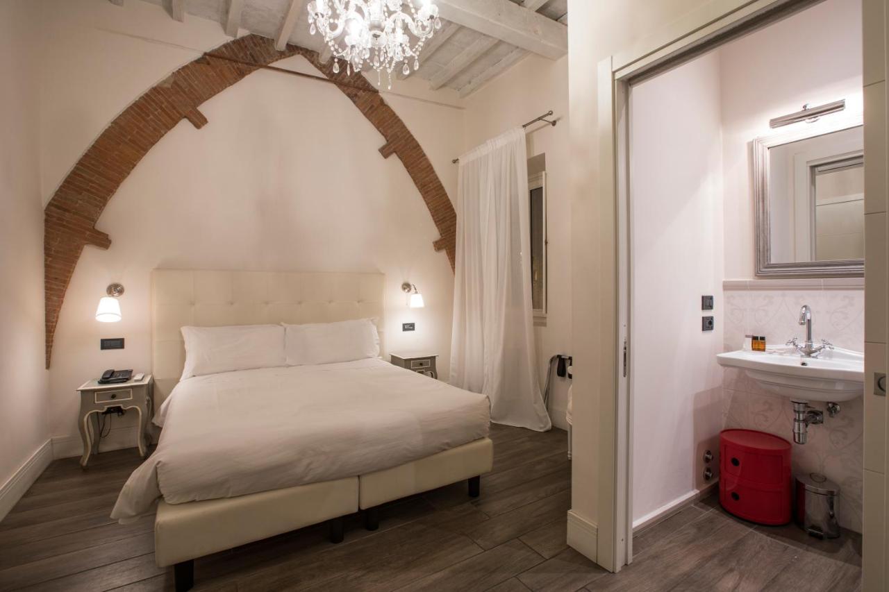 Tornabuoni View Bed & Breakfast Florence
